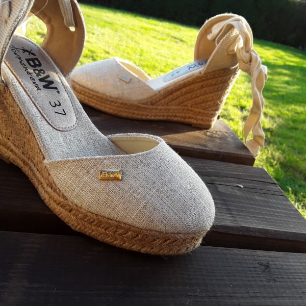 Outlet Cuñas y Alpargatas Mujer | IDARA - Tienda online de calzados