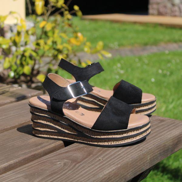 Sandalias Cuña Negras Valeria's