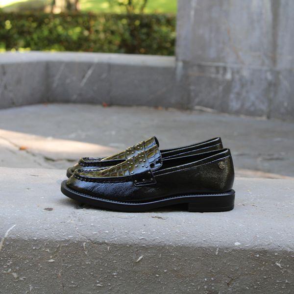 Mocasines Negros Tachas Xti