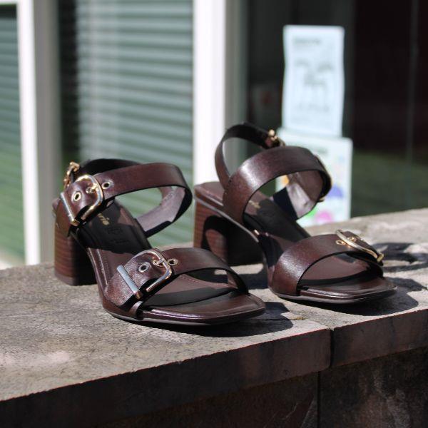 Sandalias Tacón Marrón Chocolate Tamaris 