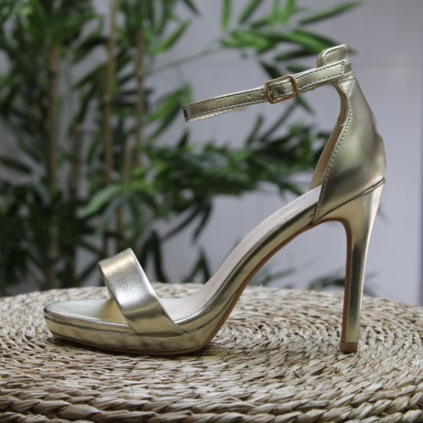 Sandalias Doradas Étika